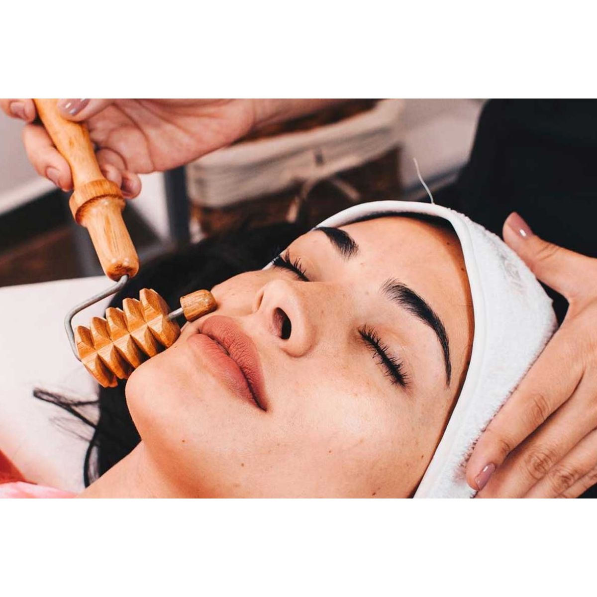 Wood Therapy 13 Elements Colombian Therapies Beauty Spa